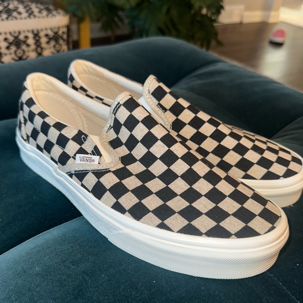 These were some sort of Shopbop exclusive at some point in time.
